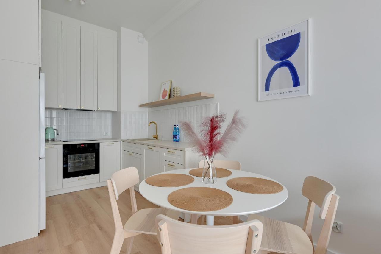 Zajezdnia Wrzeszcz Seaside & Parking By Downtown Apartments Γκντανσκ Εξωτερικό φωτογραφία