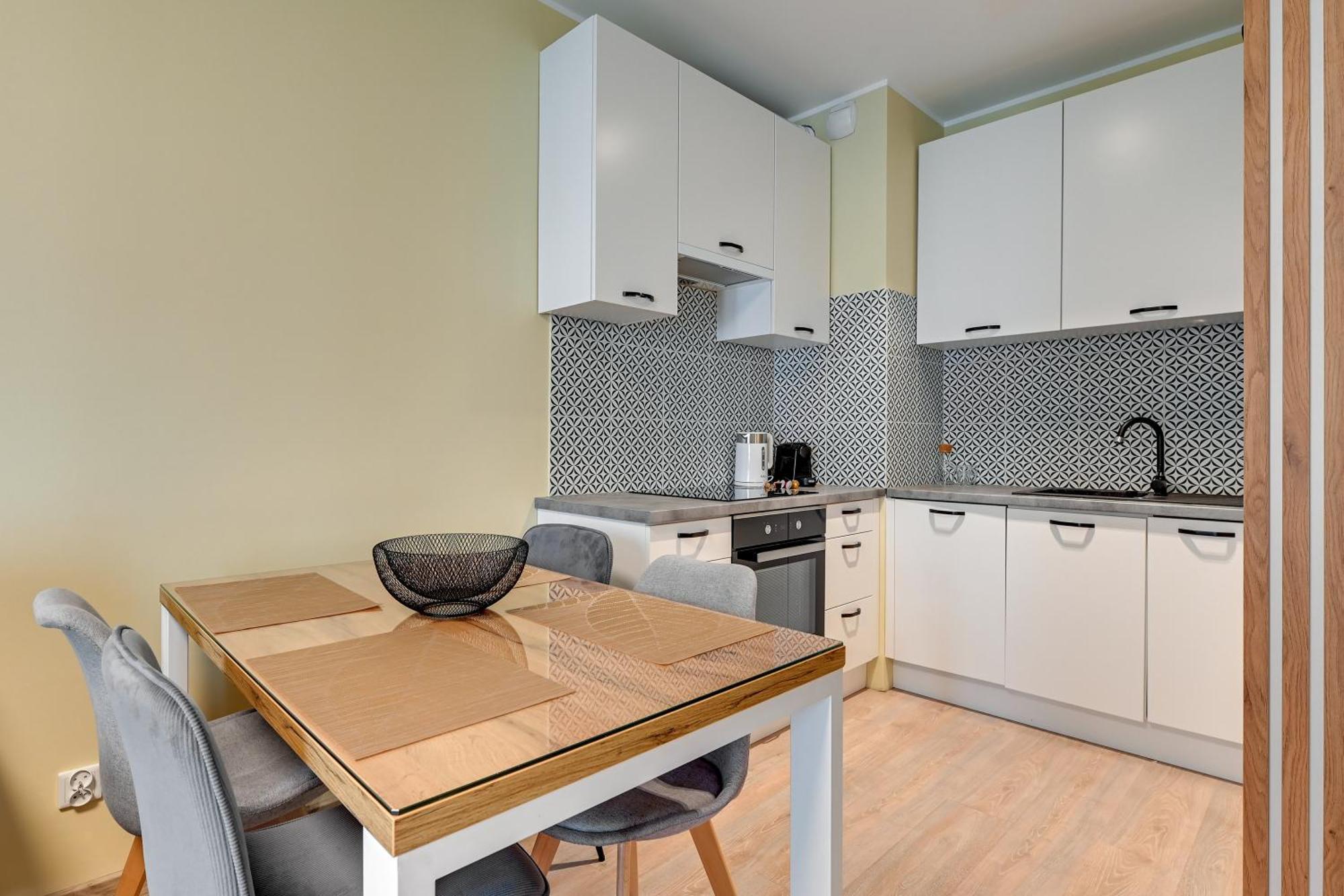 Zajezdnia Wrzeszcz Seaside & Parking By Downtown Apartments Γκντανσκ Δωμάτιο φωτογραφία